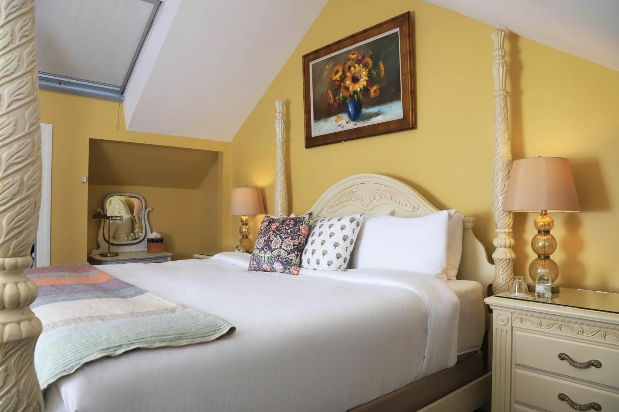 Hartstone Inn 4*