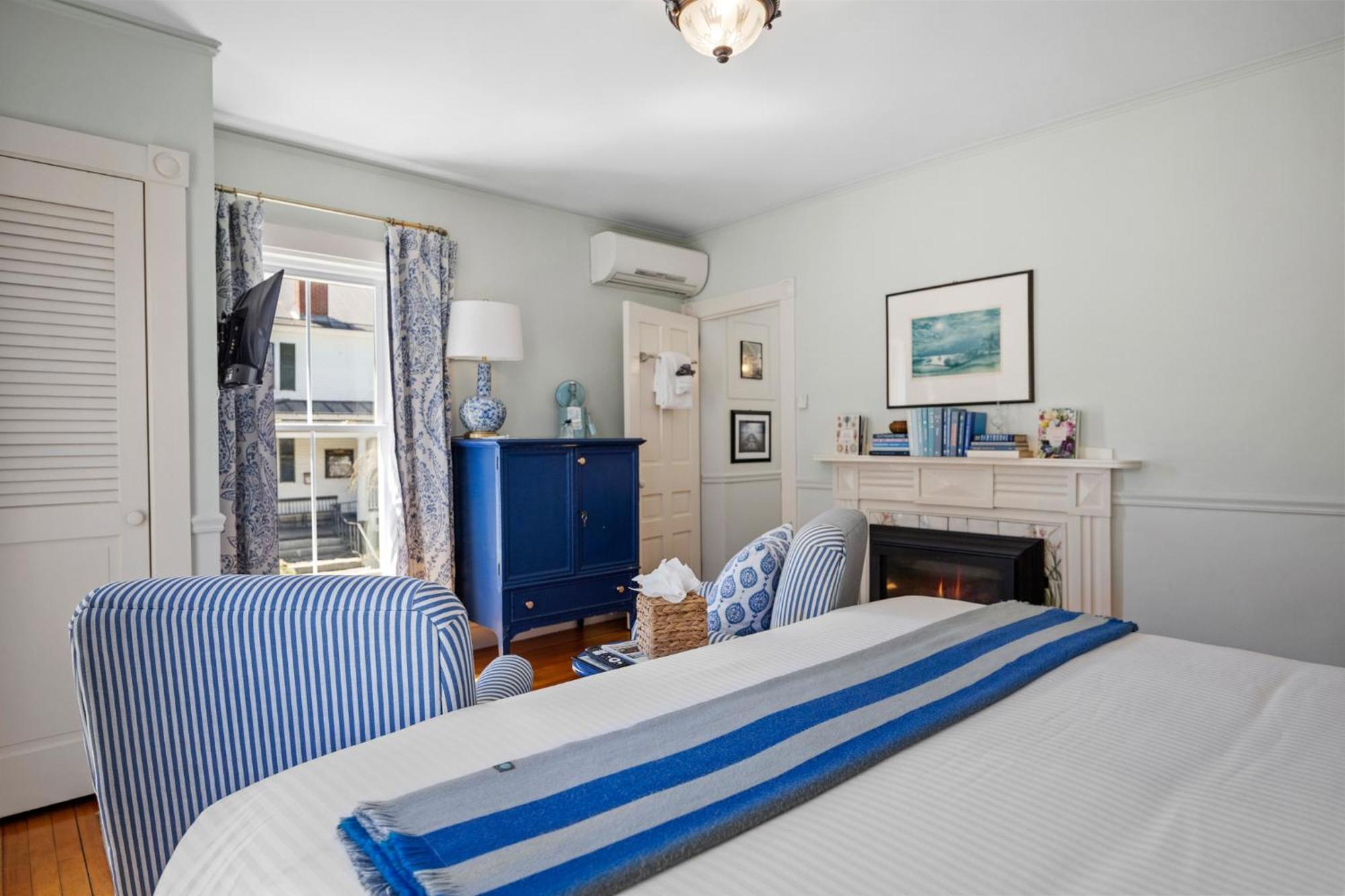 Inn Hartstone 4*