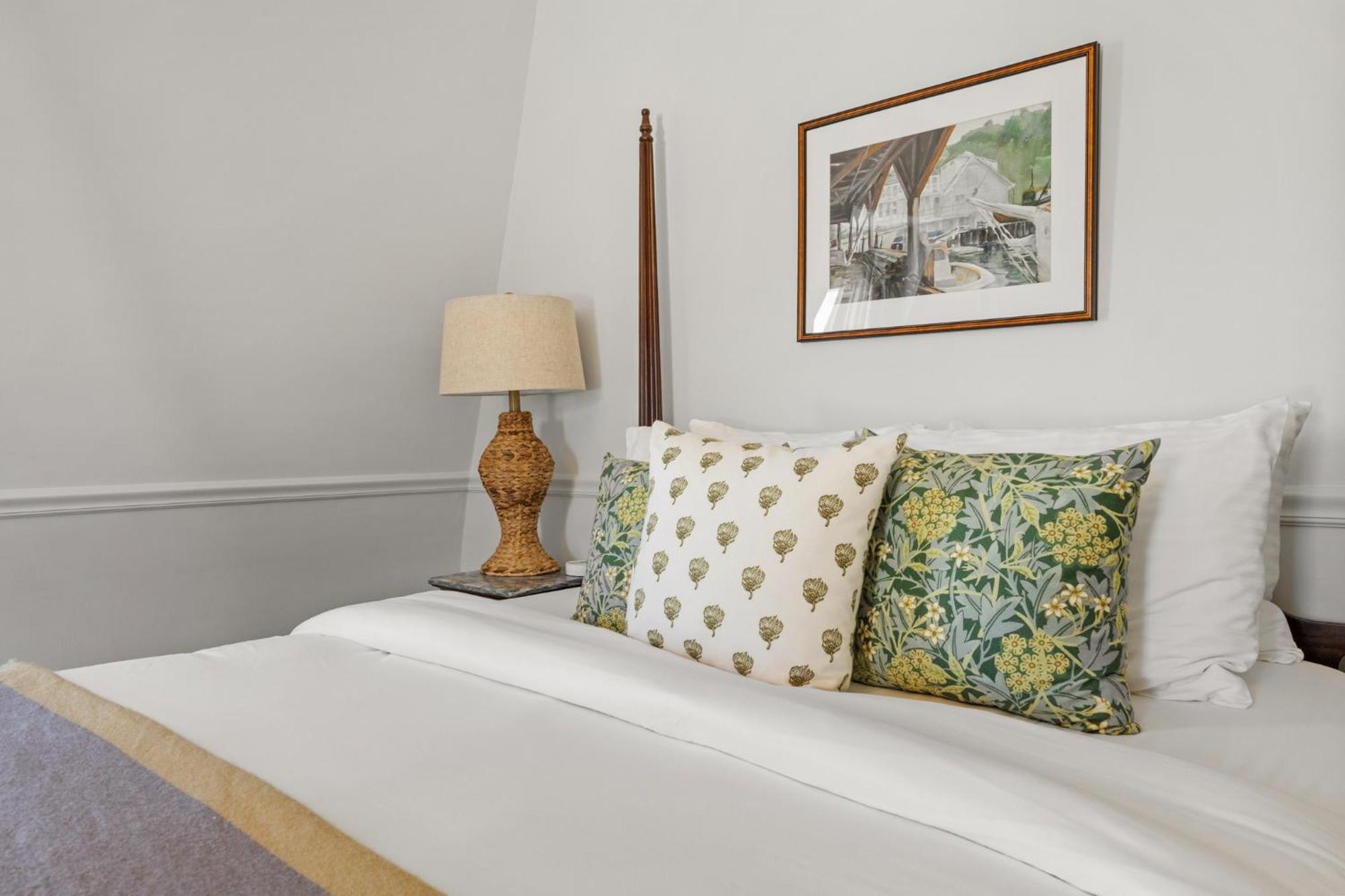 Hartstone Inn 4*